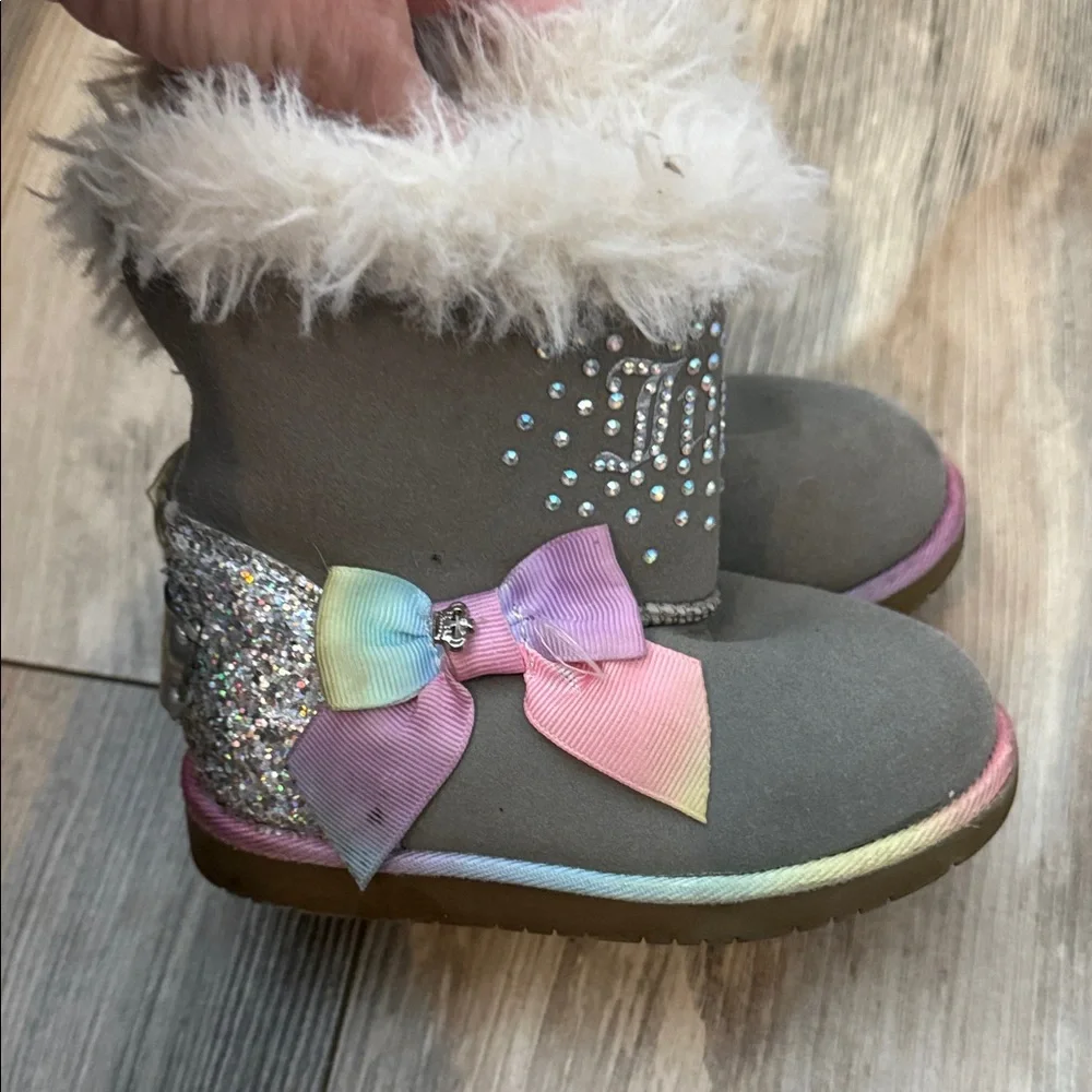Juicy Couture Lil Coronado Gray Boots with Rhinestones & Rainbow Bow